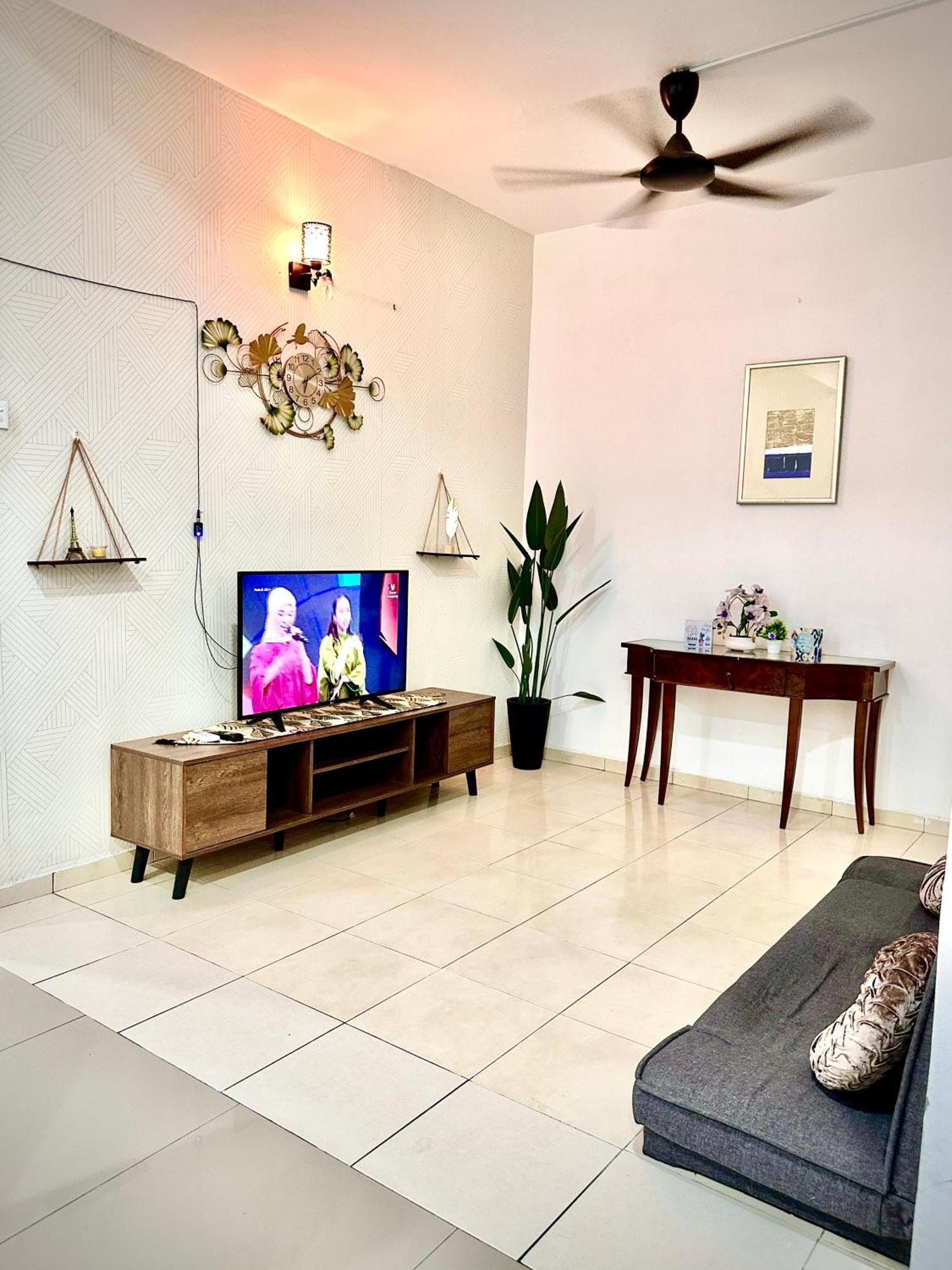The Klebang, Holiday home